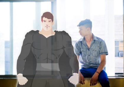 Will Posing like a Superhero Boost Your Confidence? – 2 Minute Hack